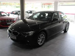 Schwarz Gebraucht 2012 BMW 320 Limousine | 9.990 € (Superpreis)