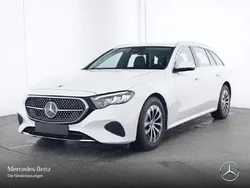Weiß Gebraucht 2023 Mercedes E220 Avantgarde Kombi | 41.990 € (Superpreis)