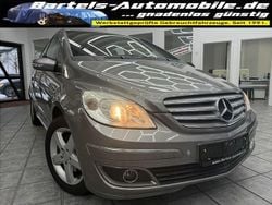 Grau Gebraucht 2005 Mercedes 200 Limousine | 2.950 € (Guter Preis)