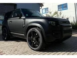 Schwarz Gebraucht 2023 Land Rover Defender SUV | 104.950 € (Guter Preis)