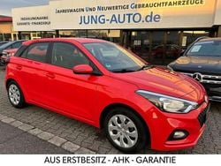 Rot Gebraucht 2020 Hyundai i20 Select Kleinwagen | 8.890 € (Guter Preis)