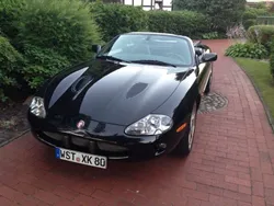 Schwarz Gebraucht 2000 Jaguar XKR S Cabrio | 26.800 € (Etwas zu teuer)