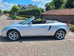 Silber Gebraucht 2004 Toyota MR2 Cabrio | 6.350 € (Etwas zu teuer)