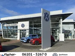Pure white Gebraucht 2024 VW Golf VIII R-line Kombi | 28.450 € (Guter Preis)