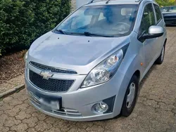 Silber Gebraucht 2010 Chevrolet Spark Kleinwagen | 600 €