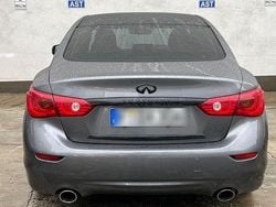 Grau Gebraucht 2015 Infiniti Q50 Premium Limousine | 13.000 € (Fairer Preis)