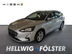 Silber Gebraucht 2022 Ford Focus Cool & Connect Kombi | 18.490 € (Fairer Preis)