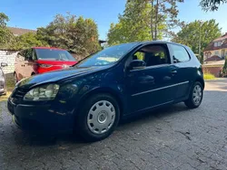 Blau Gebraucht 2006 VW Golf V Limousine | 1.000 € (Fairer Preis)