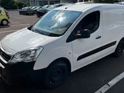 Weiß Gebraucht 2018 Peugeot Partner Van / Kleinbus | 7.990 € (Fairer Preis)