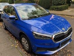 Blau Gebraucht 2023 Skoda Fabia Kleinwagen | 13.100 € (Superpreis)