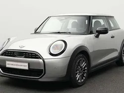 Grau Gebraucht 2024 Mini Cooper Classic Kleinwagen | 24.708 € (Guter Preis)