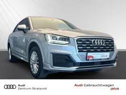 Florettsilber metallic Gebraucht 2020 Audi Q2 Design SUV | 20.600 € (Fairer Preis)