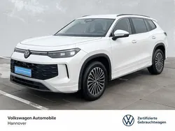 Weiß Gebraucht 2025 VW Tayron R-line SUV | 48.890 €