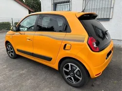 Gelb Gebraucht 2019 Renault Twingo LIMITED Kleinwagen | 10.450 € (Fairer Preis)