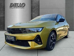 Lackierung amber yellow/typ au Gebraucht 2023 Opel Astra GS Line Limousine | 21.950 € (Fairer Preis)