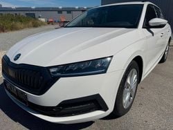 Weiß Gebraucht 2021 Skoda Octavia Kombi | 22.500 € (Fairer Preis)