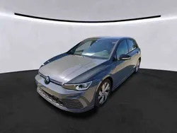 Grau Gebraucht 2023 VW Golf VIII GTI Limousine | 32.950 € (Fairer Preis)