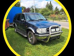 Blau Gebraucht 1998 Ford Explorer SUV | 6.270 € (Etwas zu teuer)