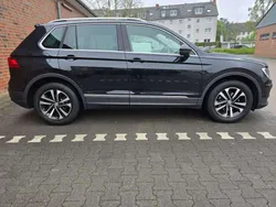 Schwarz Gebraucht 2019 VW Tiguan IQ Drive SUV | 26.500 € (Fairer Preis)