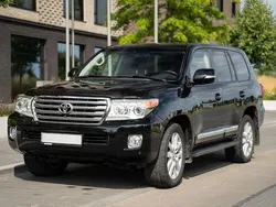 Schwarz Gebraucht 2013 Toyota Land Cruiser SUV | 33.500 €