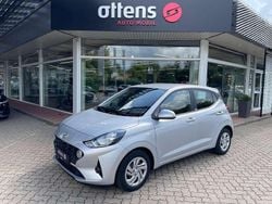 Sleek silver Gebraucht 2021 Hyundai i10 Select Kleinwagen | 10.890 € (Fairer Preis)