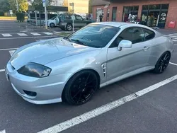 Grau Gebraucht 2005 Hyundai Coupé Coupé | 2.000 € (Etwas zu teuer)
