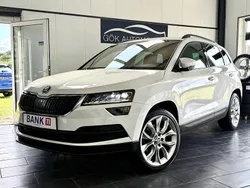 Weiß Gebraucht 2020 Skoda Karoq Style SUV | 19.999 € (Guter Preis)