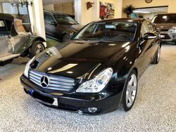 Schwarz metallic Gebraucht 2006 Mercedes CLS320 Avantgarde Limousine | 10.999 € (Teuer)