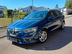 Blau Gebraucht 2018 Renault Mégane IV Intens Limousine | 7.500 € (Guter Preis)