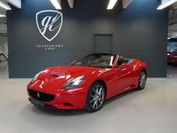 Rot Gebraucht 2011 Ferrari California Cabrio | 114.500 € (Fairer Preis)