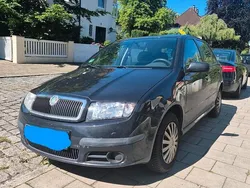 Schwarz Gebraucht 2007 Skoda Fabia Limousine | 1.500 € (Fairer Preis)