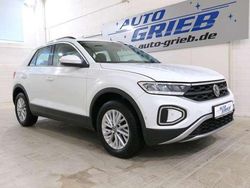 Pure white Gebraucht 2024 VW T-Roc Life SUV | 23.950 € (Fairer Preis)