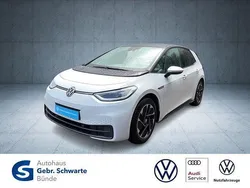 Weiß Gebraucht 2021 VW ID.3 Pro Kleinwagen | 22.490 € (Teuer)