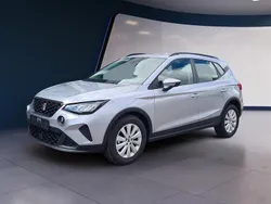 "urban" silber Gebraucht 2024 Seat Arona Style SUV | 18.490 € (Superpreis)