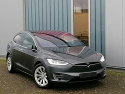 Grau Gebraucht 2017 Tesla Model X SUV | 23.500 €