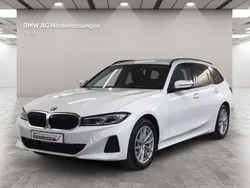 Weiß Gebraucht 2024 BMW 320 Comfort Edition Kombi | 35.400 € (Superpreis)