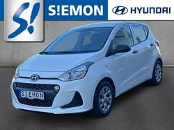 Weiss Gebraucht 2017 Hyundai i10 Passion Kleinwagen | 6.390 € (Guter Preis)