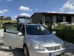 Grau Gebraucht 2006 VW Golf V Goal Kleinwagen | 2.000 € (Guter Preis)