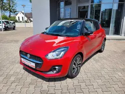 Burning/super black pearl Gebraucht 2021 Suzuki Swift Comfort+ Limousine | 14.888 € (Fairer Preis)
