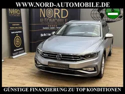 Silber Gebraucht 2022 VW Passat Alltrack Kombi | 33.900 € (Fairer Preis)