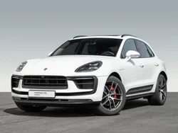 Weiß Gebraucht 2024 Porsche Macan S SUV | 89.900 € (Teuer)
