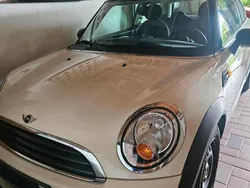 Beige Gebraucht 2012 Mini ONE Kleinwagen | 8.500 €