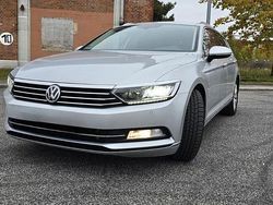 Grau Gebraucht 2017 VW Passat Highline Kombi | 16.900 € (Fairer Preis)