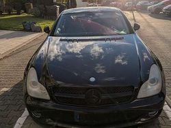 Schwarz Gebraucht 2005 Mercedes 350 Coupé | 11.000 €