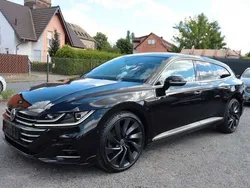 Schwarz Gebraucht 2021 VW Arteon R-line Kombi | 12.000 €