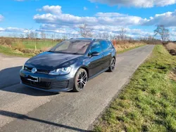 Grau Gebraucht 2016 VW Golf VII GTD Kombi | 11.500 € (Guter Preis)