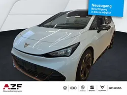 Weiss Gebraucht 2024 Cupra Born Kleinwagen | 31.890 € (Superpreis)