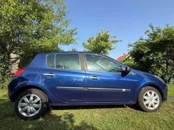 Blau Gebraucht 2006 Renault Clio II Dynamique Kleinwagen | 2.700 € (Fairer Preis)