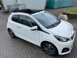 Weiß Gebraucht 2016 Peugeot 108 Allure Kleinwagen | 5.500 € (Guter Preis)