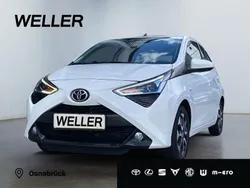 Weiss Gebraucht 2019 Toyota Aygo Club Kleinwagen | 11.350 € (Etwas zu teuer)